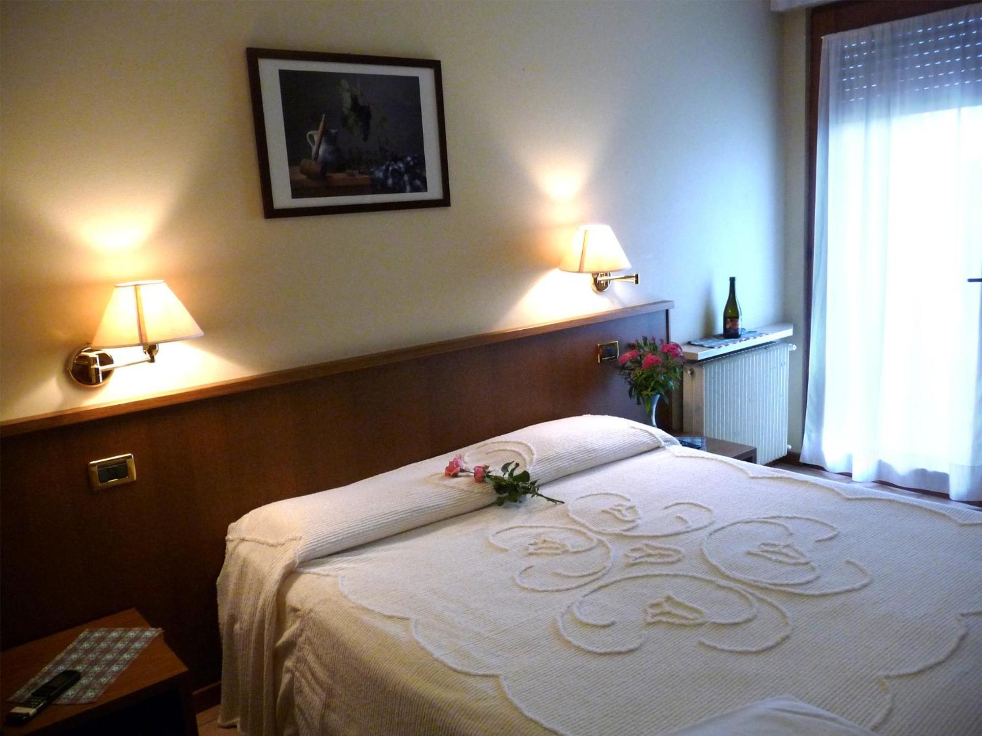 Hotel Gelindo Dei Magredi Vivaro Zimmer foto